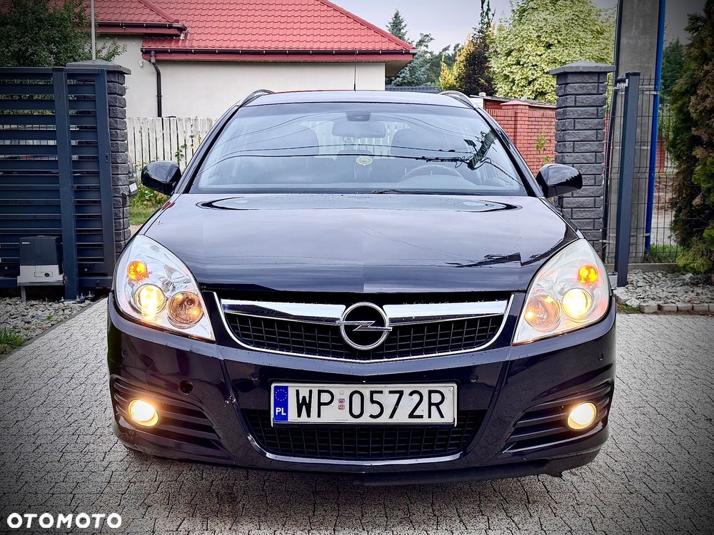 Opel Vectra 1.9 CDTI Sport / GTS ActiveSelect - 2