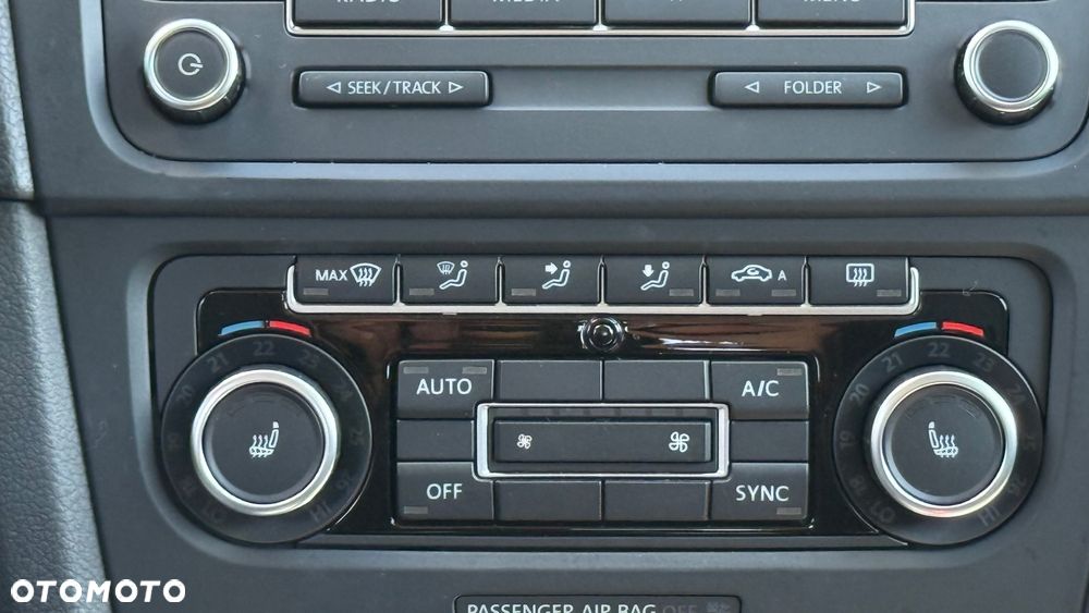 Volkswagen Golf 1.6 TDI DPF MATCH - 17