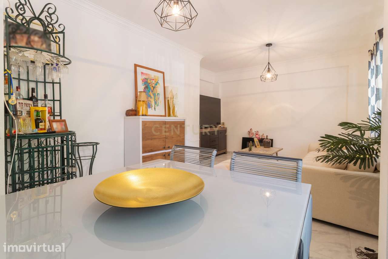 T2 totalmente remodelado | 75 m² | Quinta de Santo António | Costa da - Grande imagem: 4/24