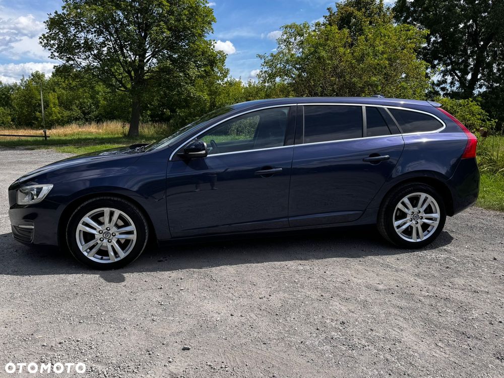 Volvo V60 D4 Drive-E Momentum - 12
