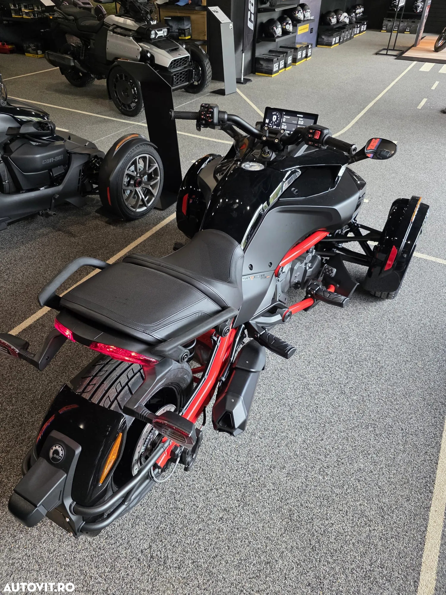 Can-Am Altul - 6