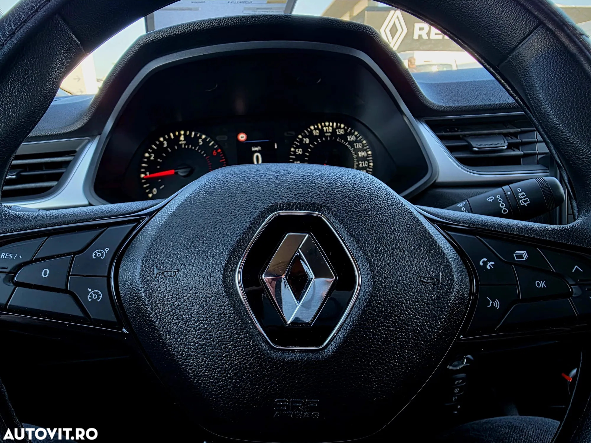 Renault Captur TCe 100 Life - 5