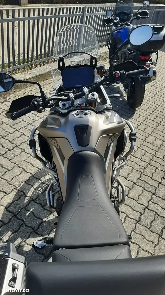 Triumph Tiger 900 - 5