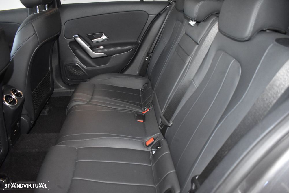 Mercedes-Benz A 250 - 51