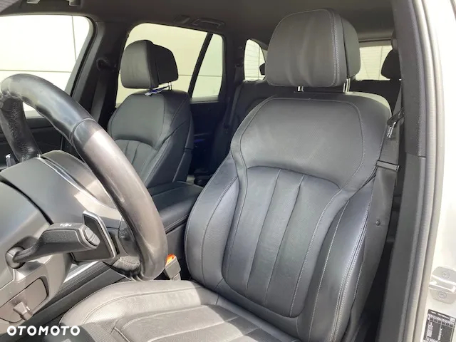 BMW X5 xDrive30d - 27
