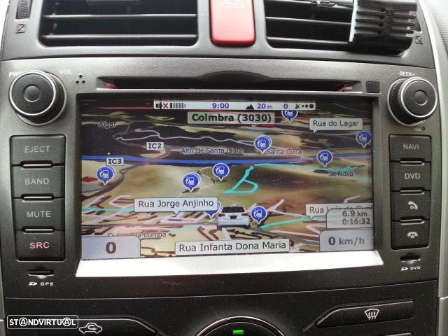 Toyota Auris 1.8 HSD P.Te.+17+E.Al.+Navi - 3