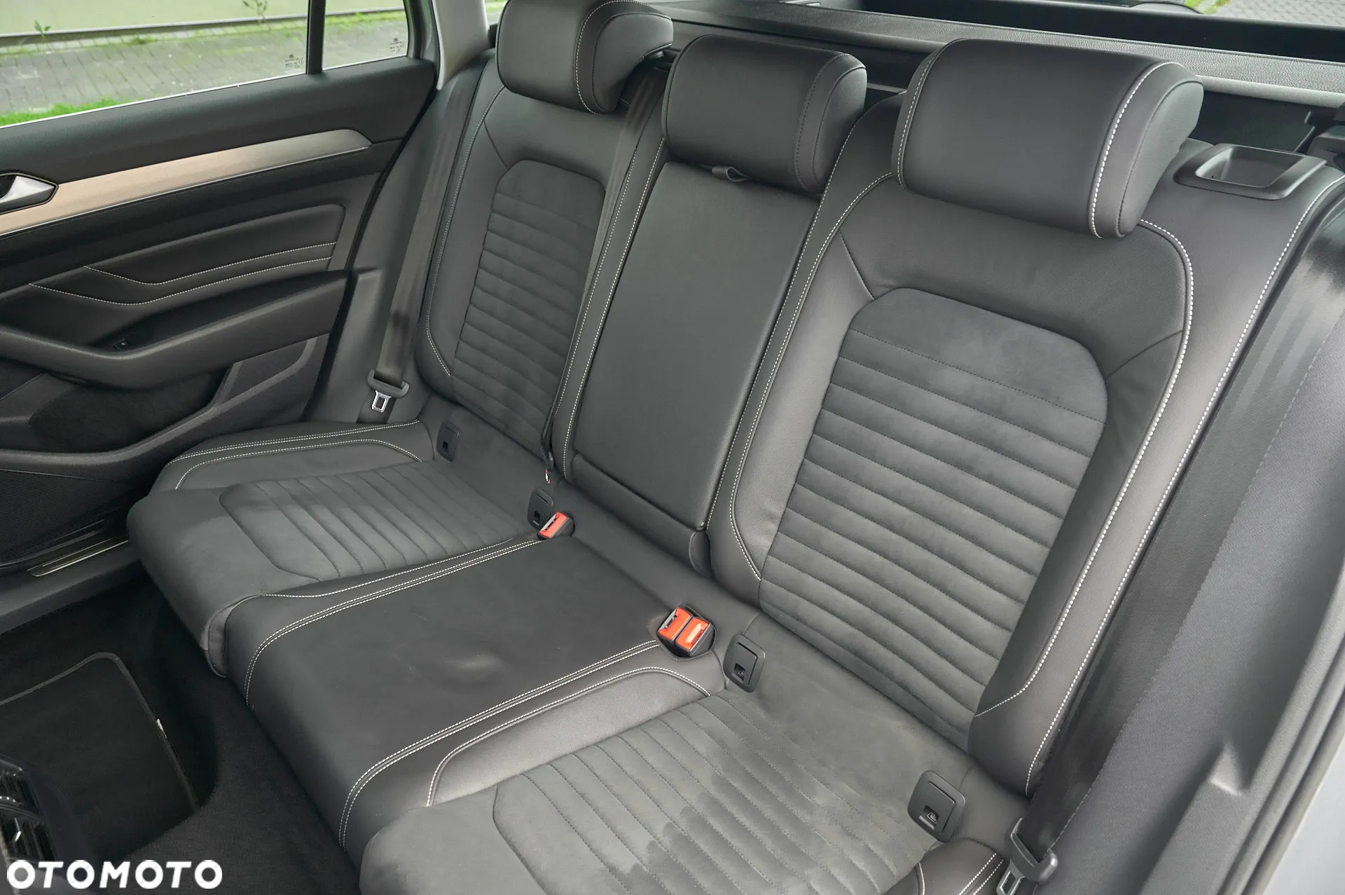 Volkswagen Passat 2.0 TDI EVO Elegance DSG - 28