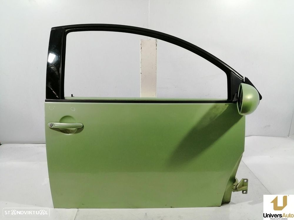 PORTA FRONTAL DIREITA VOLKSWAGEN NEW BEETLE 2001 -1C0831052N - 4