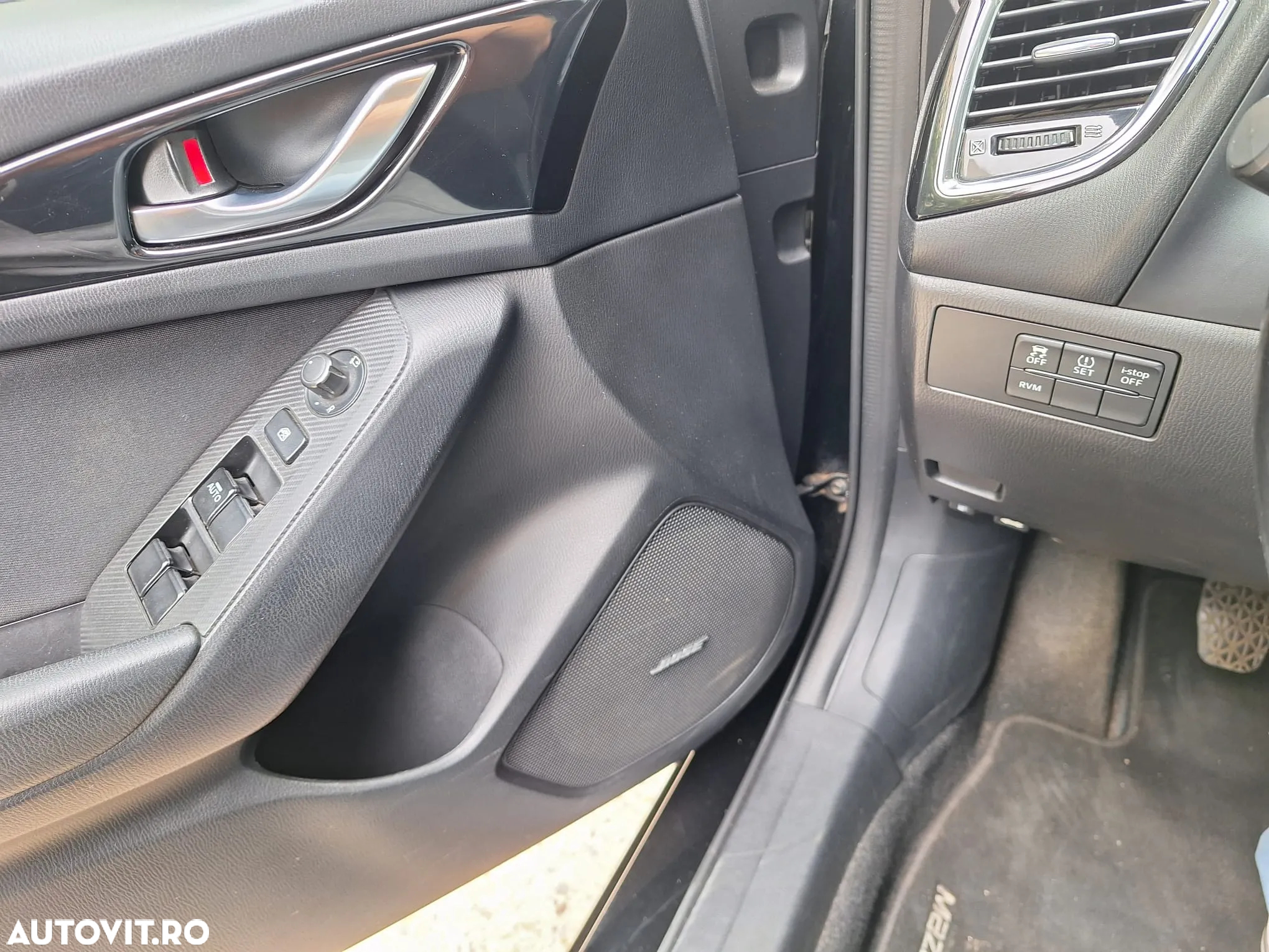 Mazda 3 G165 Revolution Top - 10