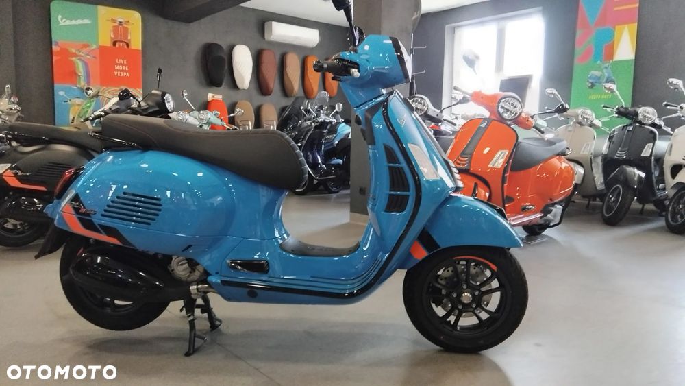 Vespa GTS - 2