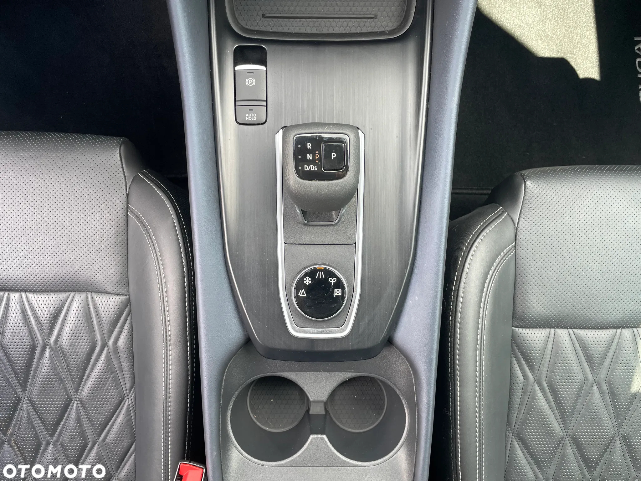 Nissan Qashqai - 13