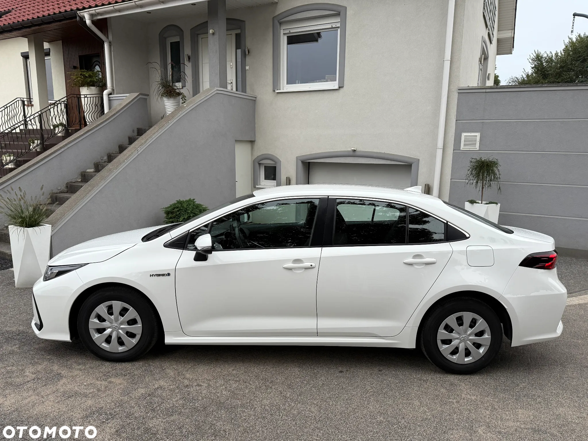 Toyota Corolla 1.8 Hybrid Active - 3