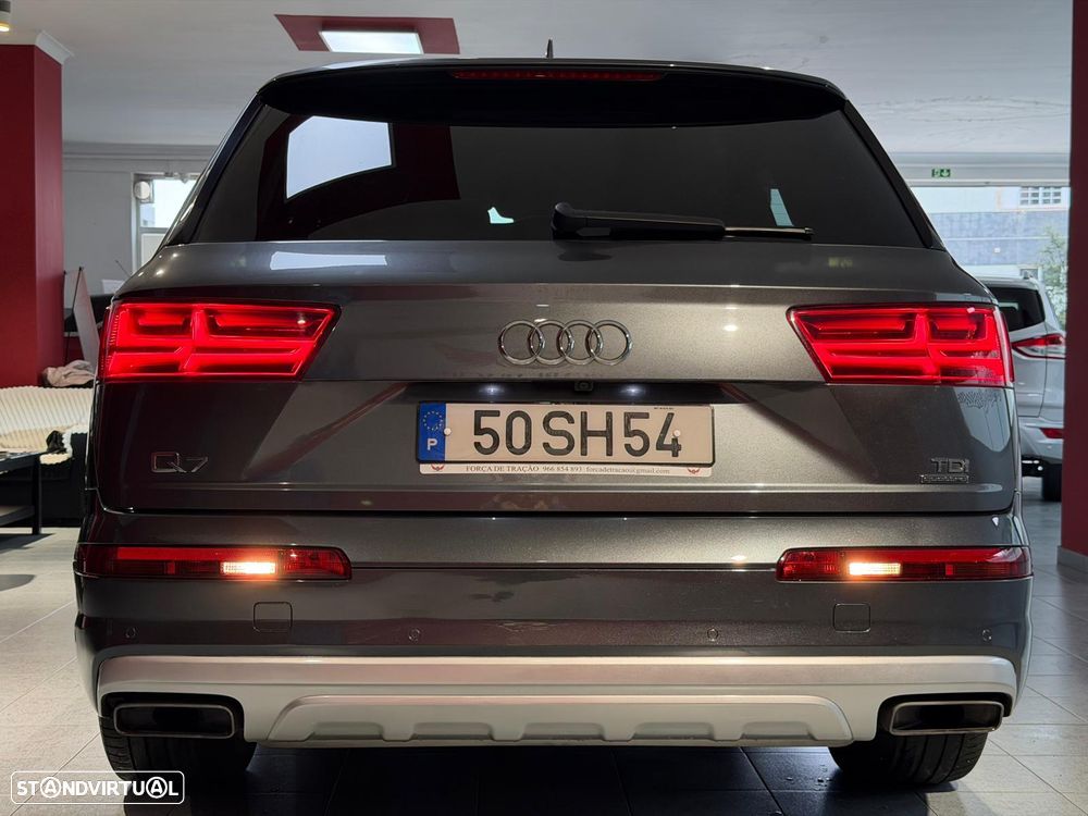 Audi Q7 3.0 TDI quattro S-line Tiptronic 7L - 19