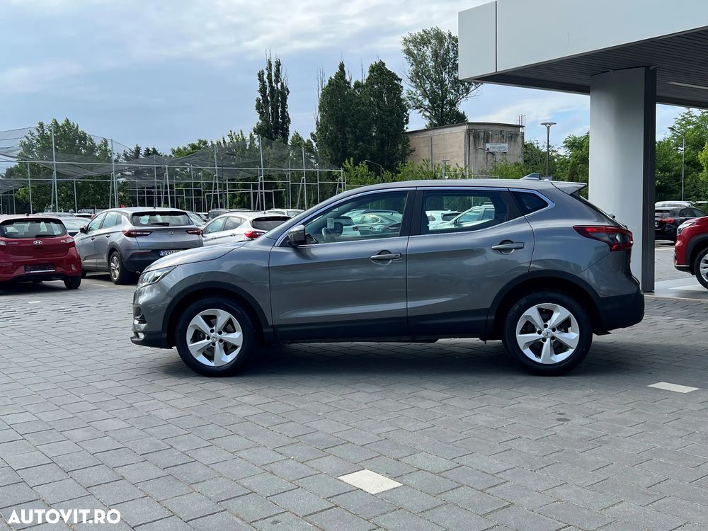 Nissan Qashqai 1.3 DIG-T DCT N-CONNECTA - 9