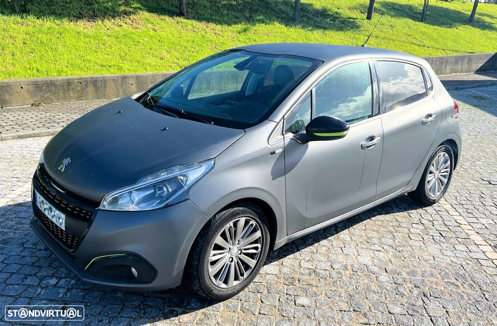 Peugeot 208 1.6 BlueHDi Style - 3