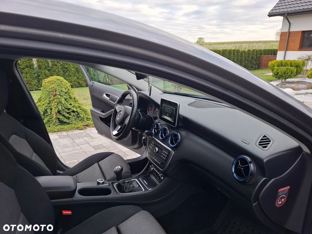 Mercedes-Benz Klasa A 180 CDI (BlueEFFICIENCY) - 19