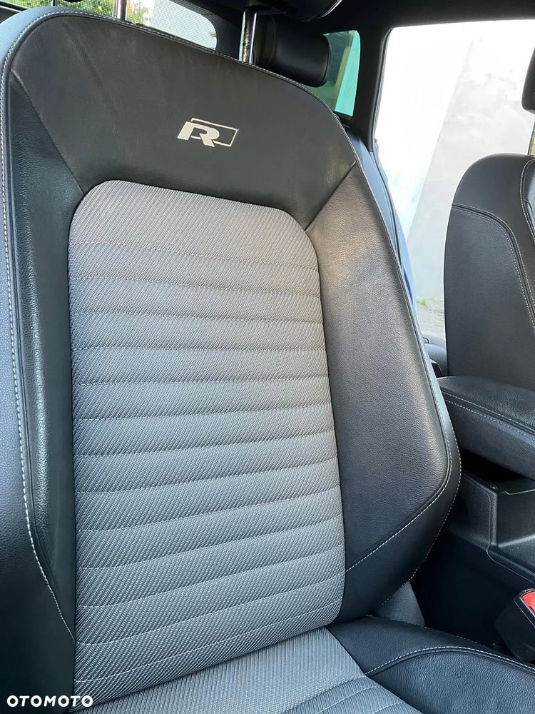 Volkswagen Passat - 23