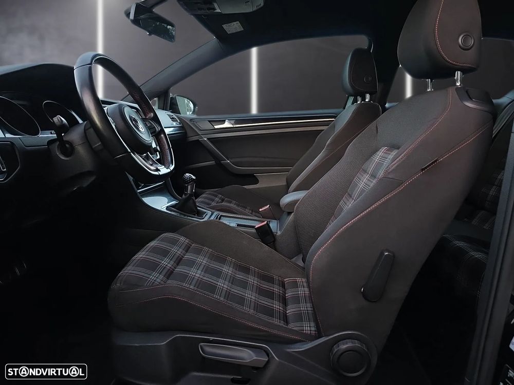 VW Golf 2.0 TSi GTi - 7