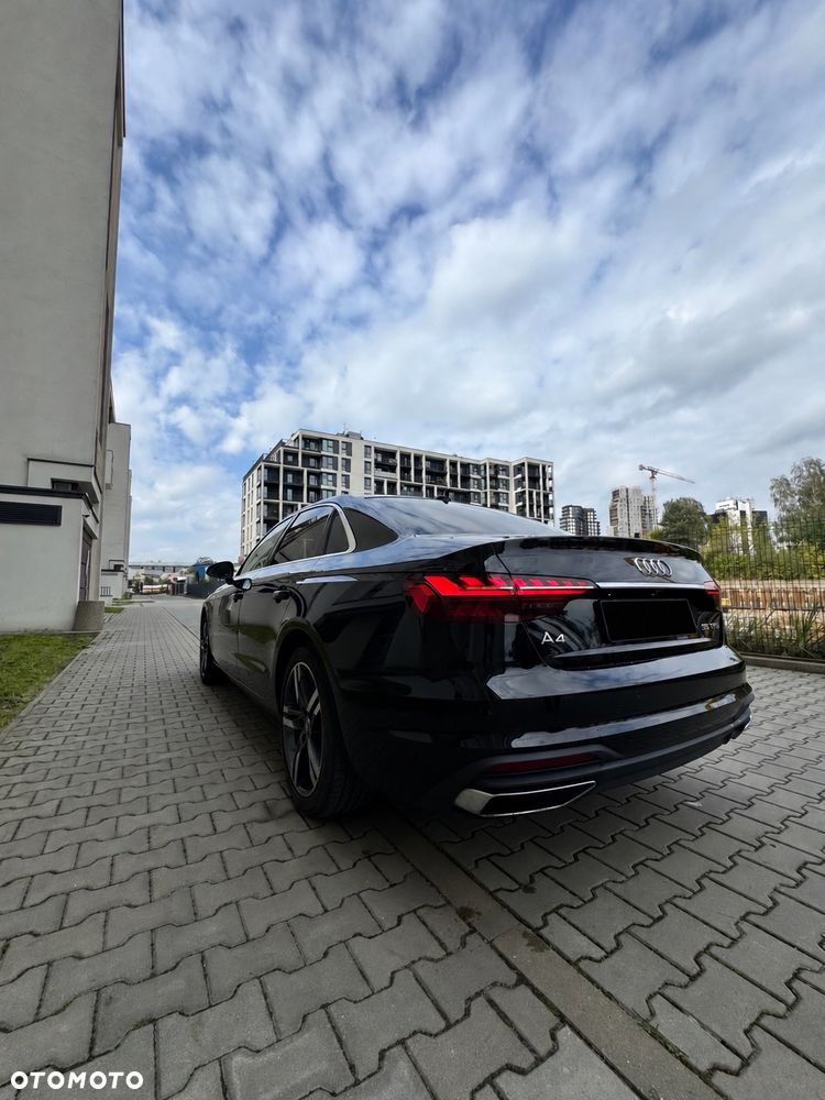 Audi A4 Limousine - 20