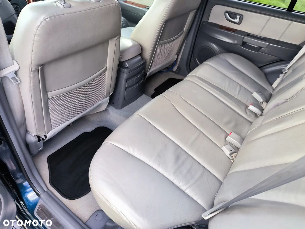 Hyundai Terracan - 28