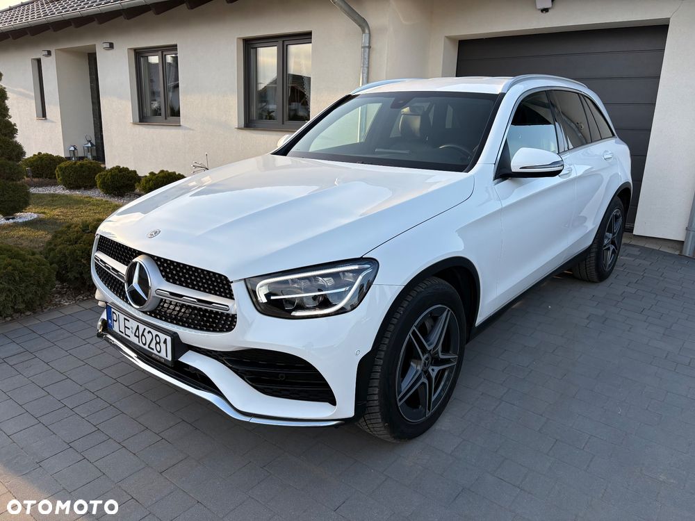 Mercedes-Benz GLC - 1