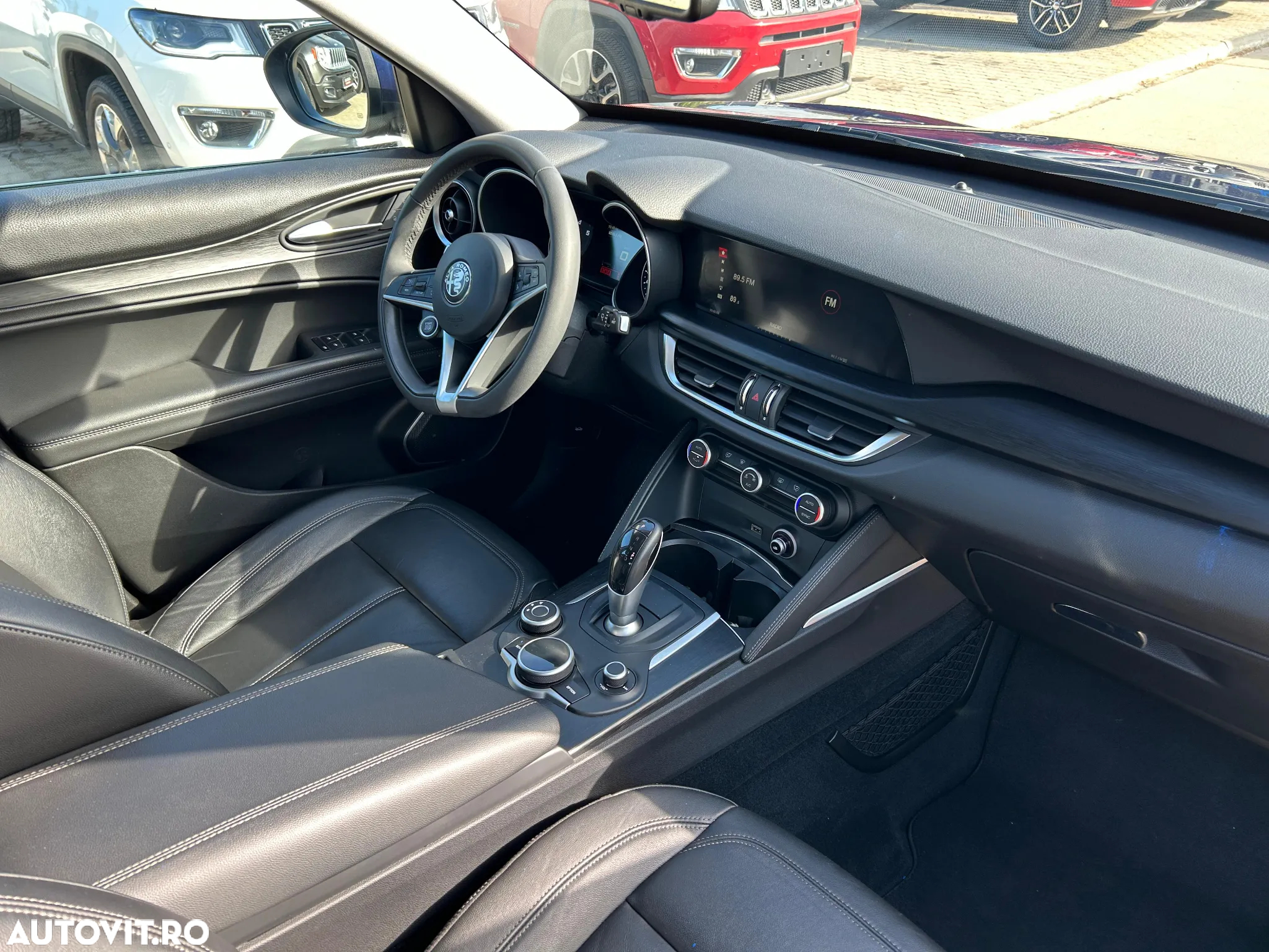 Alfa Romeo Stelvio - 11