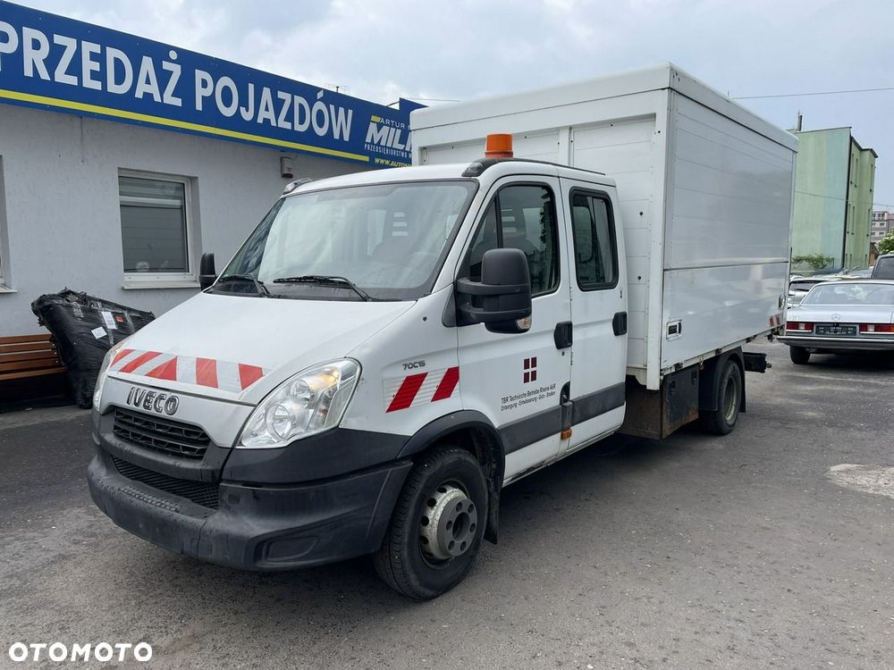 Iveco 70C15 Wywrotka 3-strony Kontener Śmieciarka 6-osób 2013 - 2