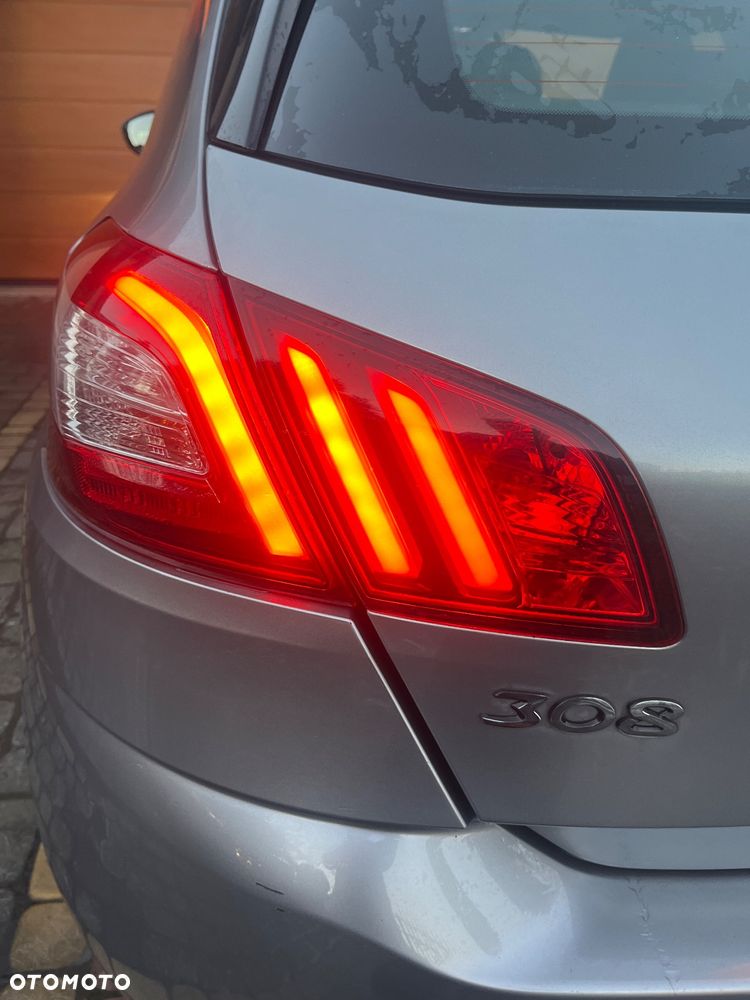 Peugeot 308 PureTech 130 EAT6 Stop & Start Allure - 16