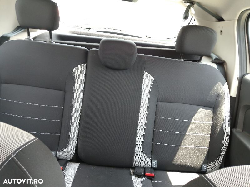 Dacia Sandero - 25