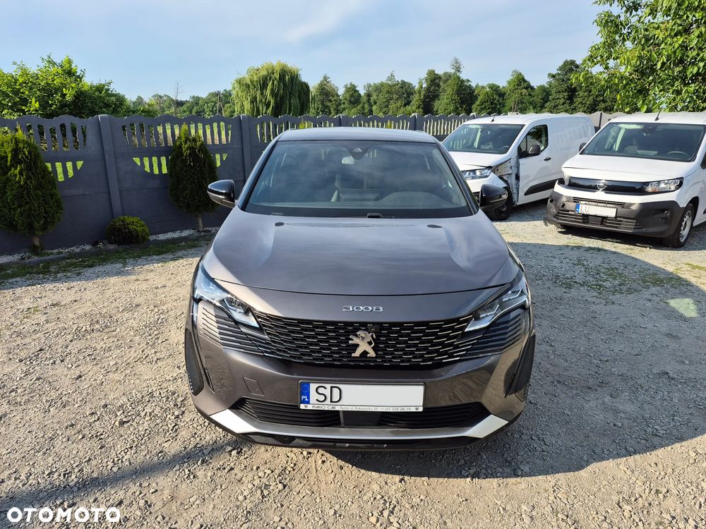 Peugeot 3008 1.2 PureTech Allure S&S EAT8 - 2