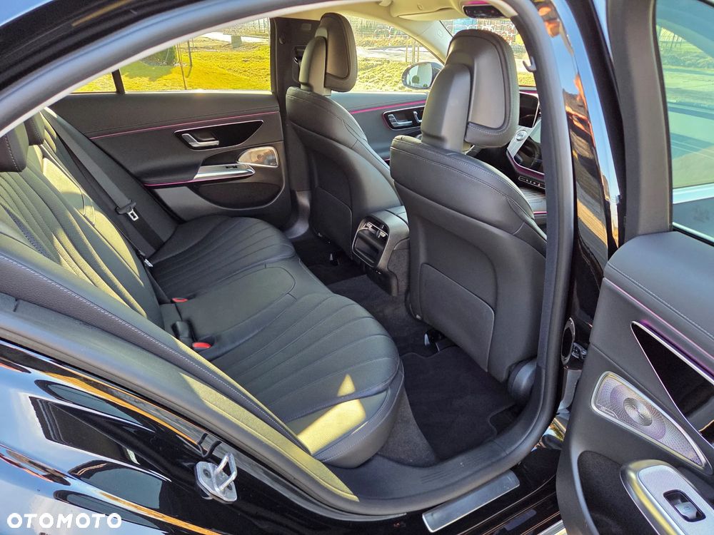 Mercedes-Benz Klasa E 220 d 9G-TRONIC - 19