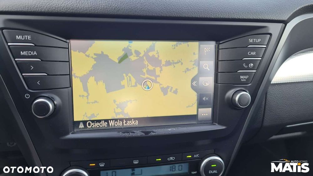 Toyota Avensis - 38