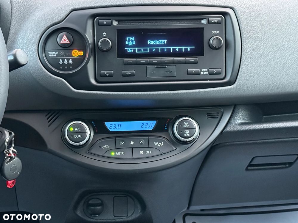 Toyota Yaris - 8
