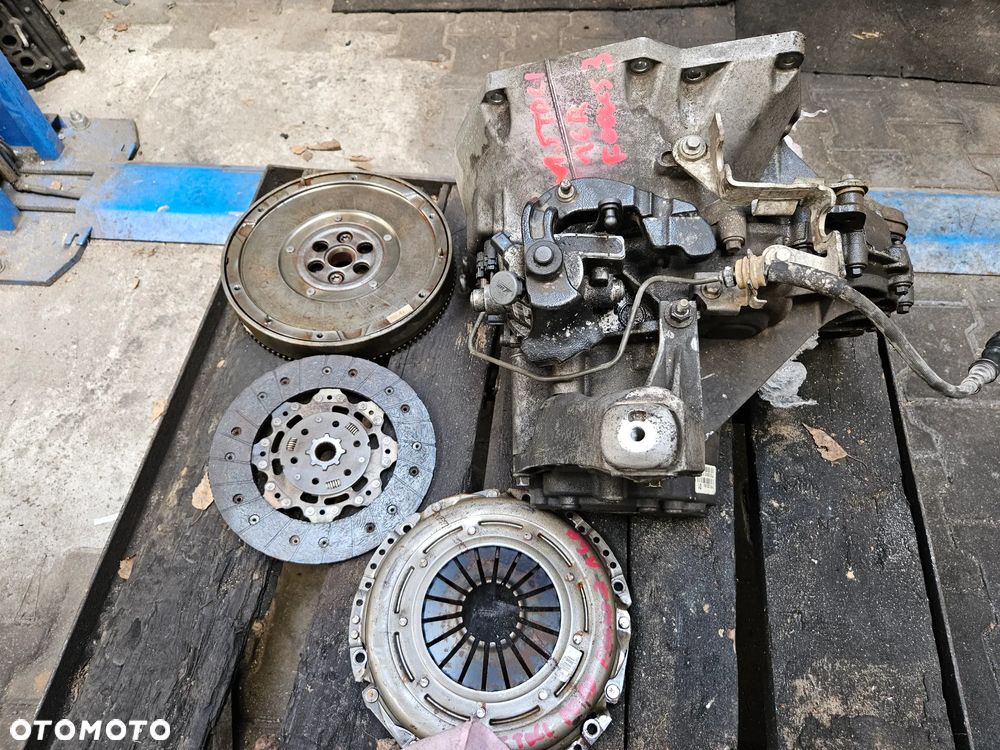 SKRZYNIA FORD FOCUS MK3 MONDEO MK5 1.5TDCI F1FR-7002-ADA F1FR-7002-ADB AV6R-7F096-GG RADOM WYMIANA!!