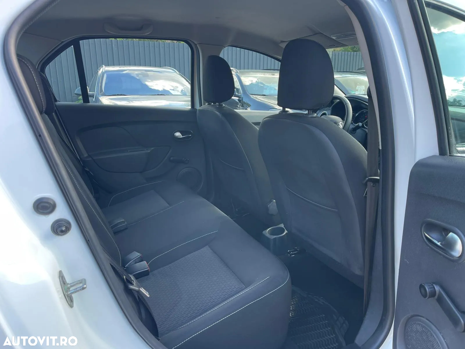 Dacia Logan 1.0 SCe Laureate - 7