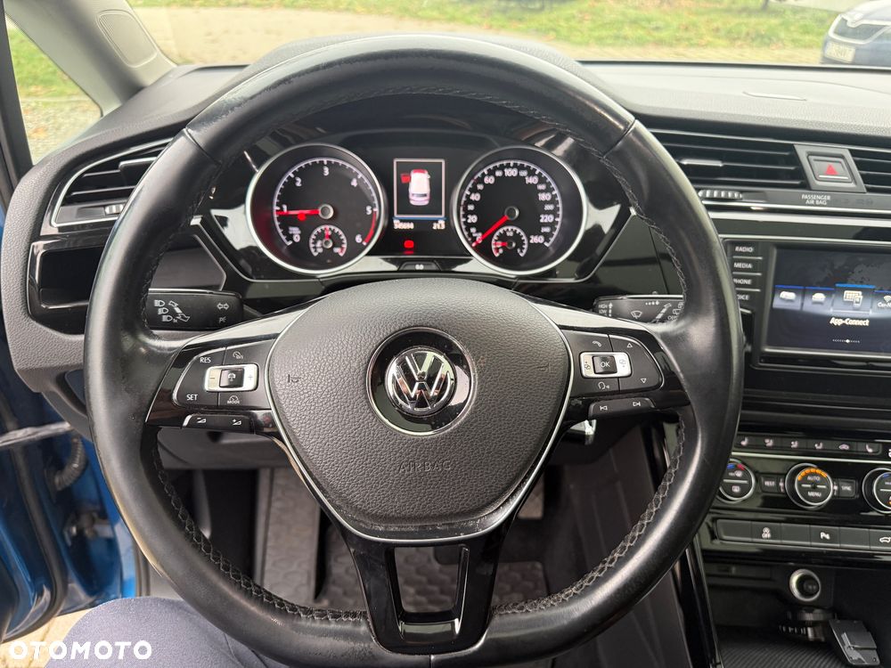 Volkswagen Touran 2.0 TDI SCR (BlueMotion Technology) Highline - 27