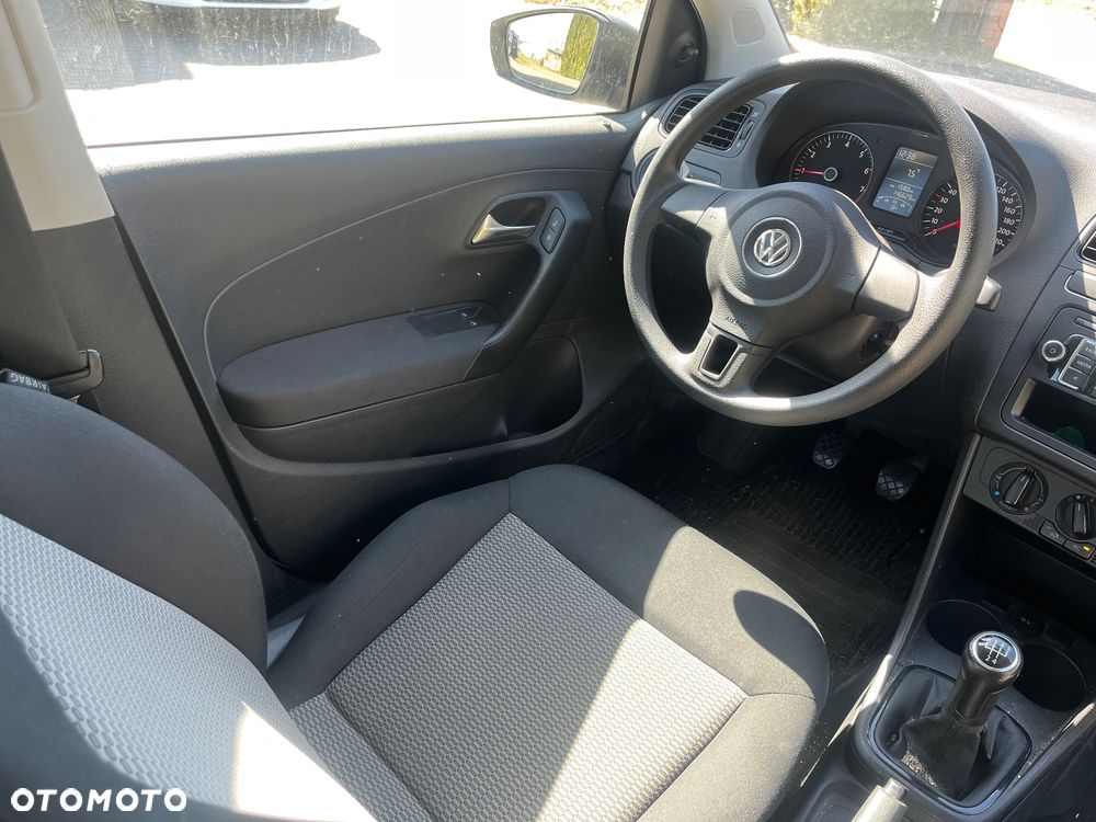 Volkswagen Polo - 15