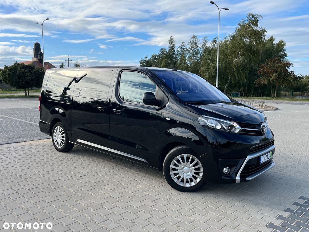 Toyota Proace Verso 2.0 D4-D Medium Business - 2
