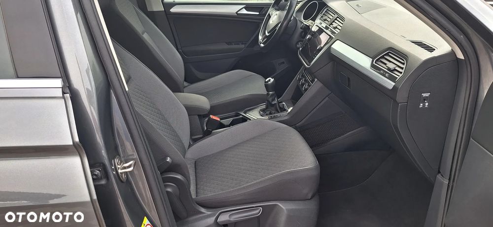 Volkswagen Tiguan - 15