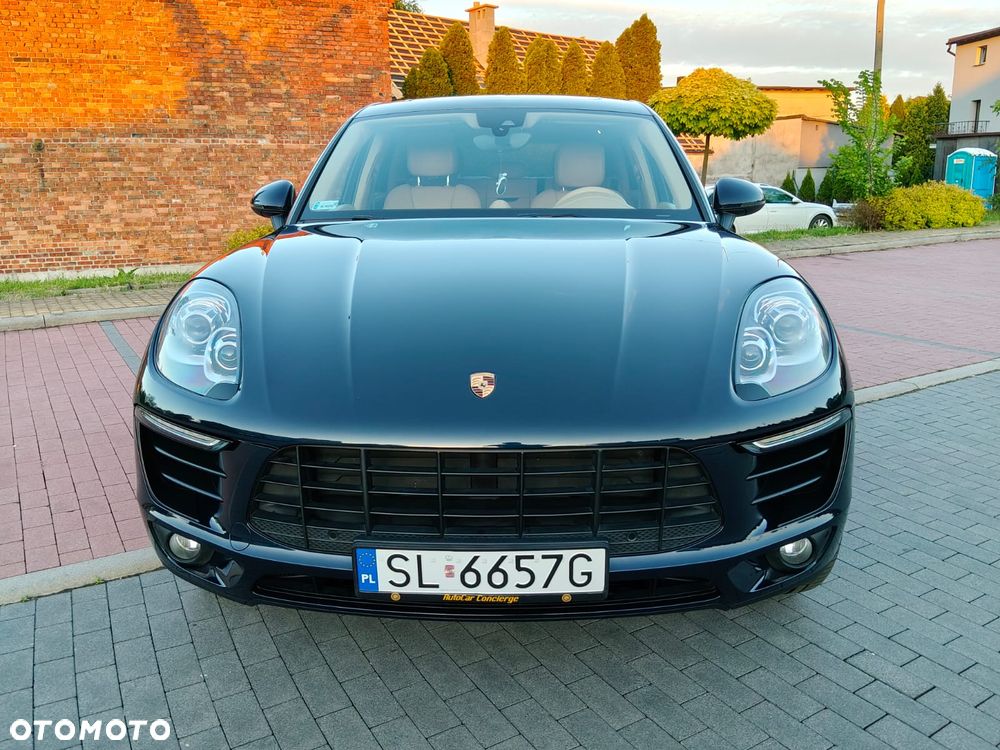 Porsche Macan - 4