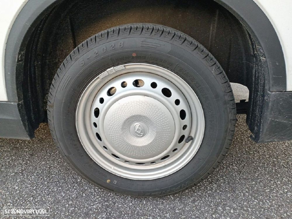 Maxus eDeliver 3 50.23 kWh SWB - 11