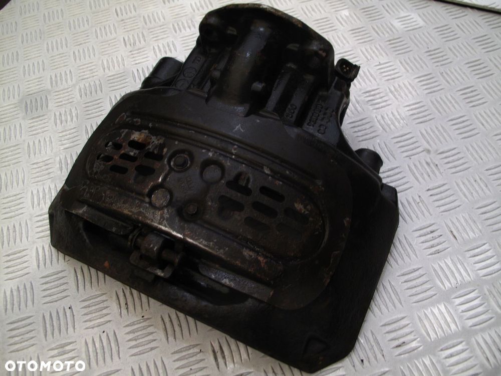 ZACISK HAMULCOWY SCANIA KNORR - 2