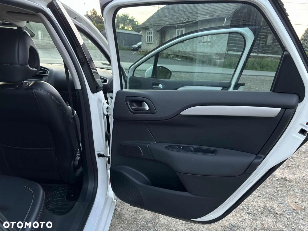 Citroën C4 1.6 HDi Seduction - 14