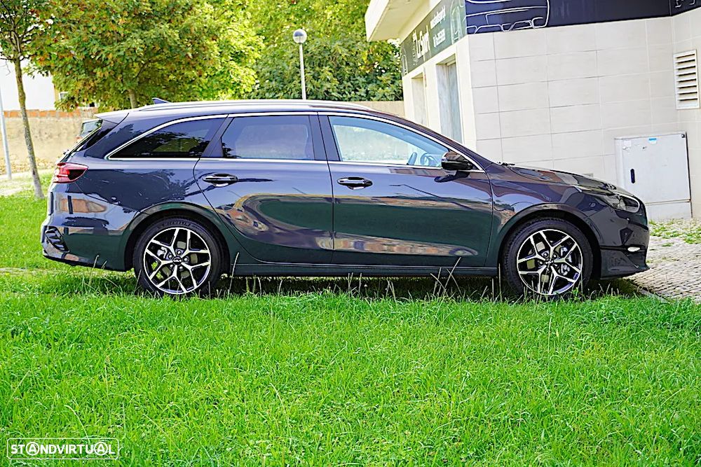 Kia Ceed SW 1.6 CRDi MHEV Dynamic - 9