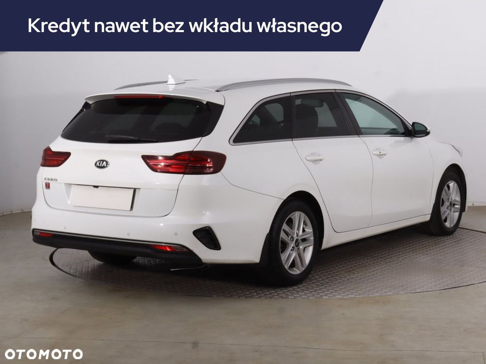 Kia Ceed - 7