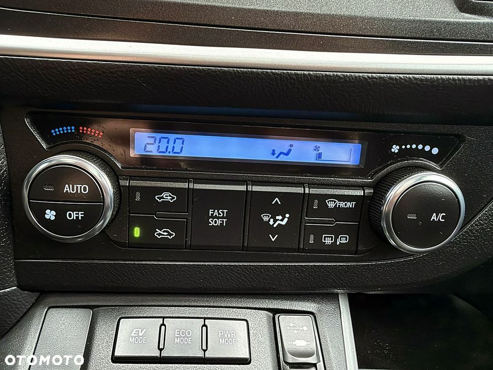 Toyota Auris - 32