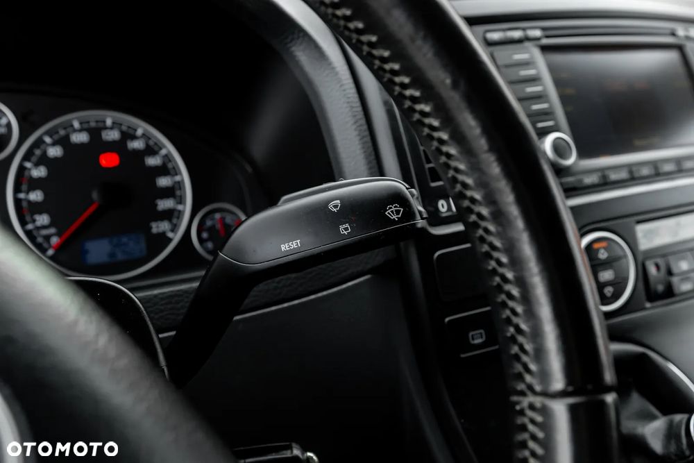 Volkswagen Multivan L1 Highline 4Motion - 25