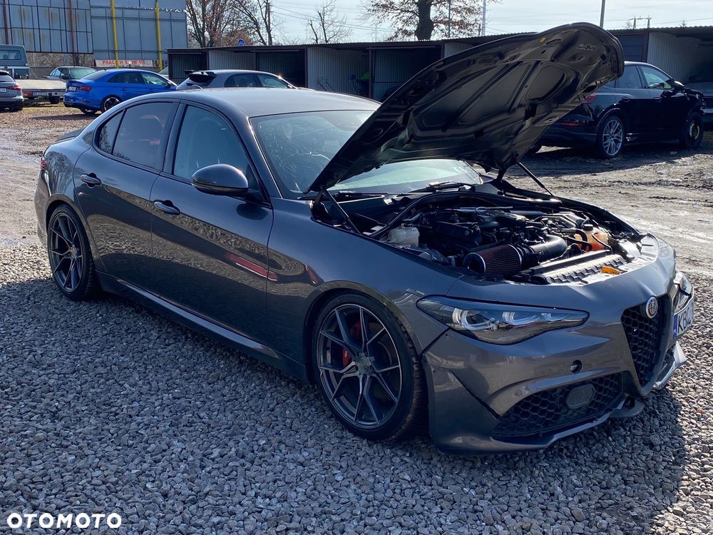 Alfa Romeo Giulia - 6