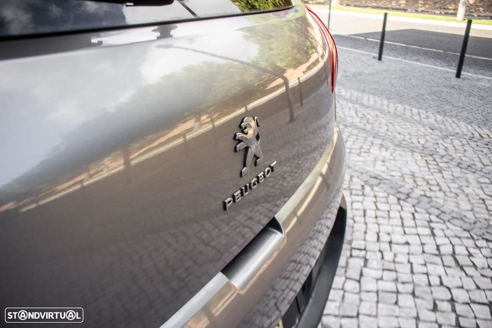 Peugeot 3008 1.6 HDi Style - 11