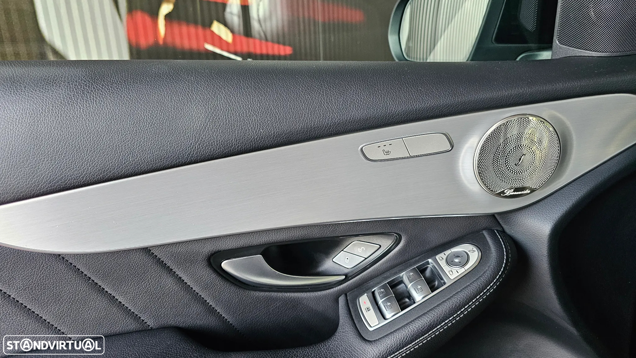 Mercedes-Benz GLC 300 de 4Matic 9G-TRONIC AMG Line - 47